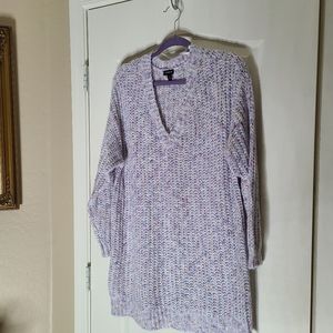 V Neck Sweater size 2 or XL lught multi colored.